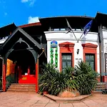 Janus Boutique & Hotel