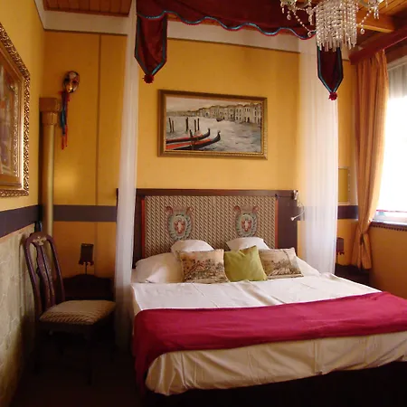 Janus Boutique & 4* Siofok