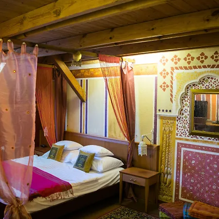 Janus Boutique & Hotell