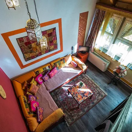 Janus Boutique & Hotel