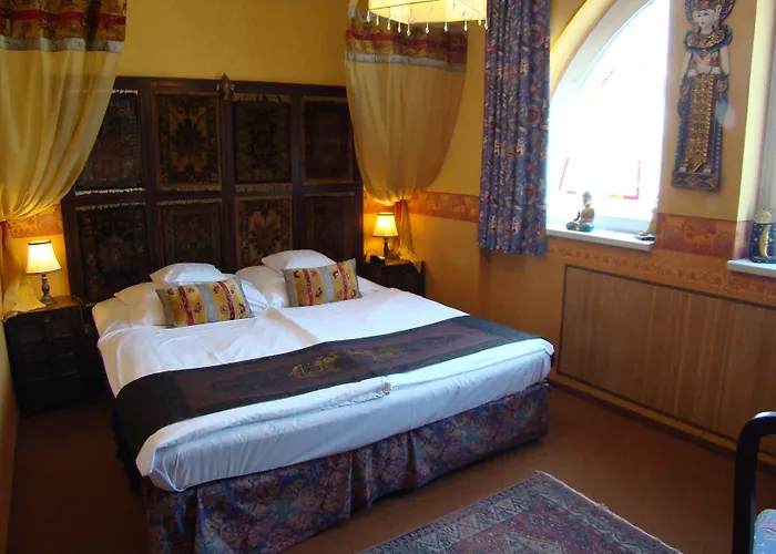 Janus Boutique & شيوفوك