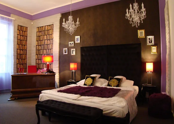 فندق Janus Boutique & 4*