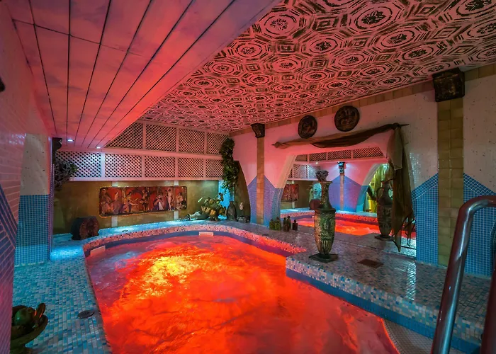 فندق Janus Boutique &