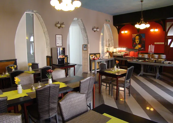 Janus Boutique & فندق