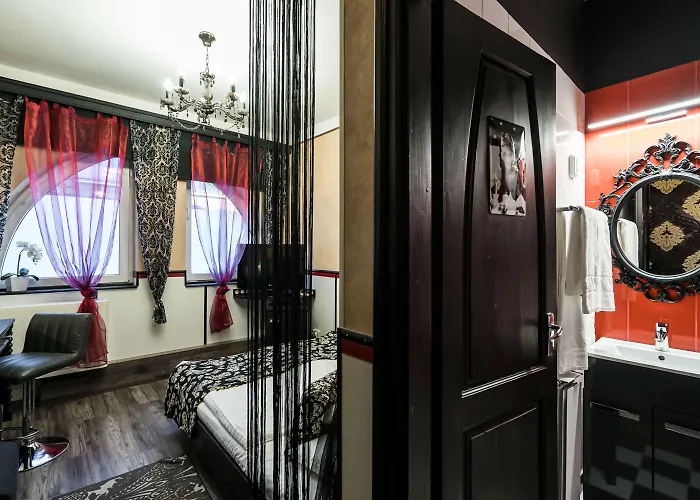 فندق Janus Boutique &