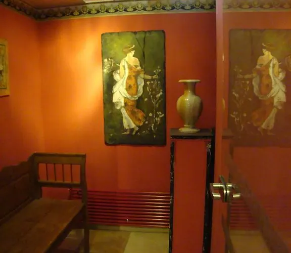 Janus Boutique & شيوفوك