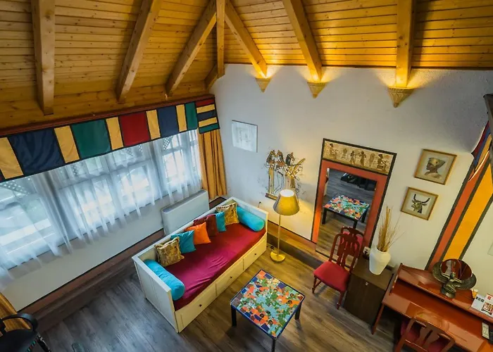 Janus Boutique & فندق شيوفوك